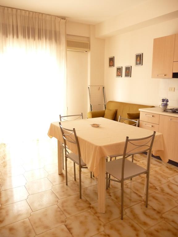 Agathae Hotel & Residence Scoglitti Exteriör bild